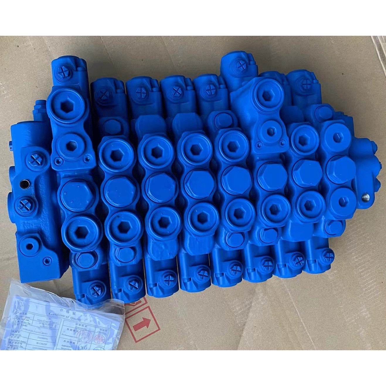 SDLG/LGMG E675F Control valve 4120009659 HVSE18-08-PLL320-BE003