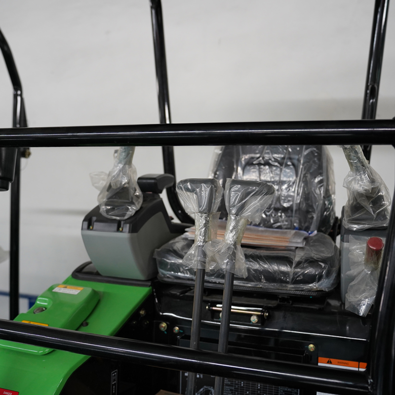 SD17 1.88 Ton Mini Excavator