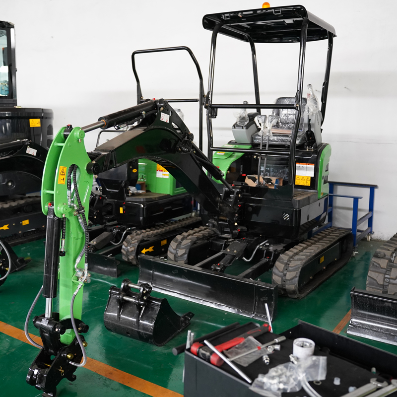 SD17 1.88 Ton Mini Excavator