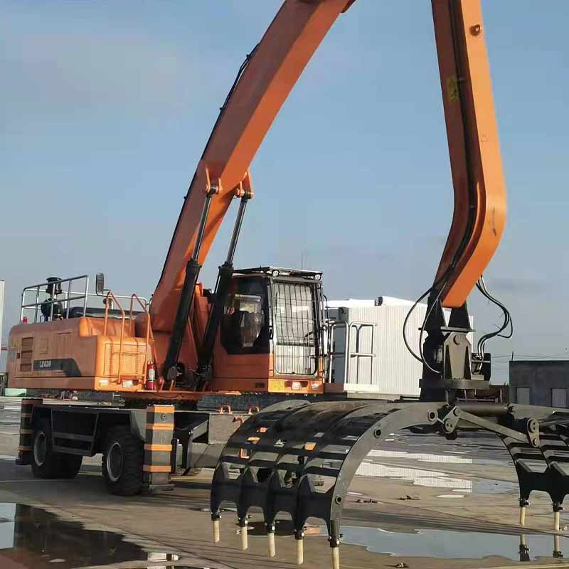 wood grabber machine