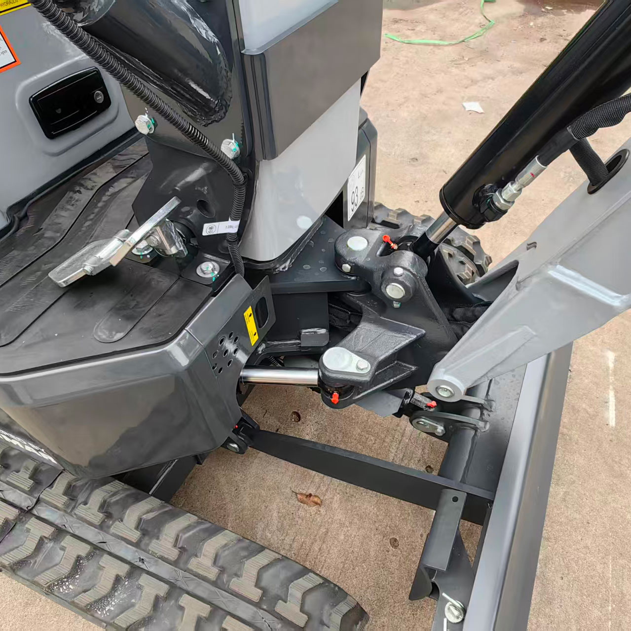 SD12 1.2ton mini excavator from SENDEMACH